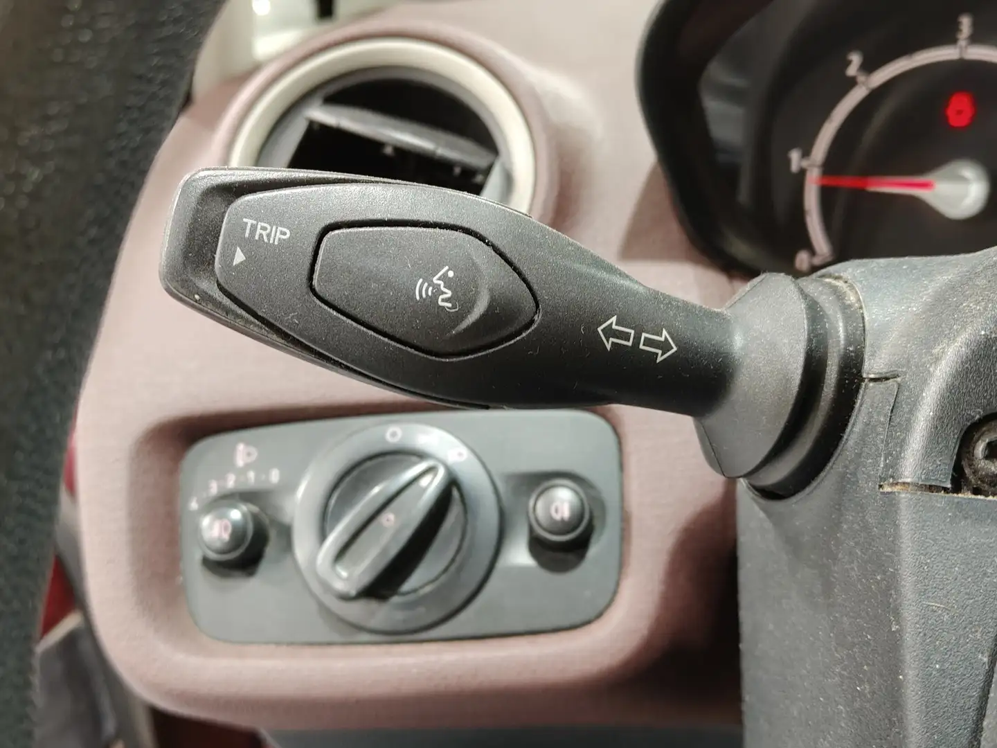 Foto Ford Fiesta Ford Fiesta 1.6 TDCI Trend (95 CV)