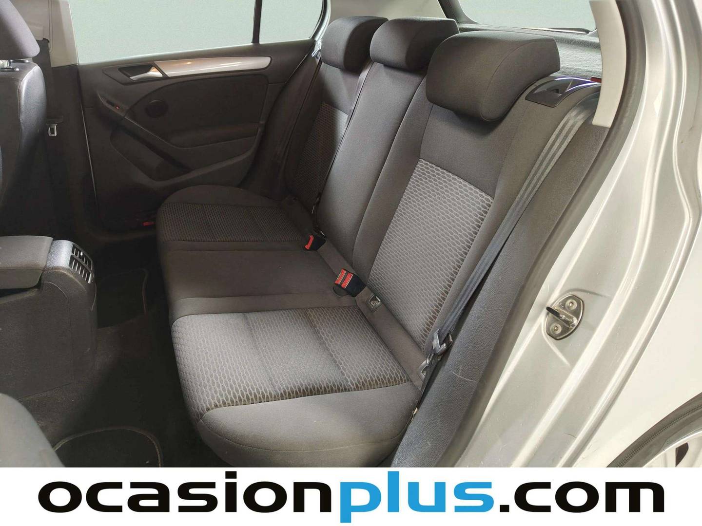 Foto asientos traseros Volkswagen Golf Volkswagen Golf Advance 1.6 TDI BMT (105 CV)