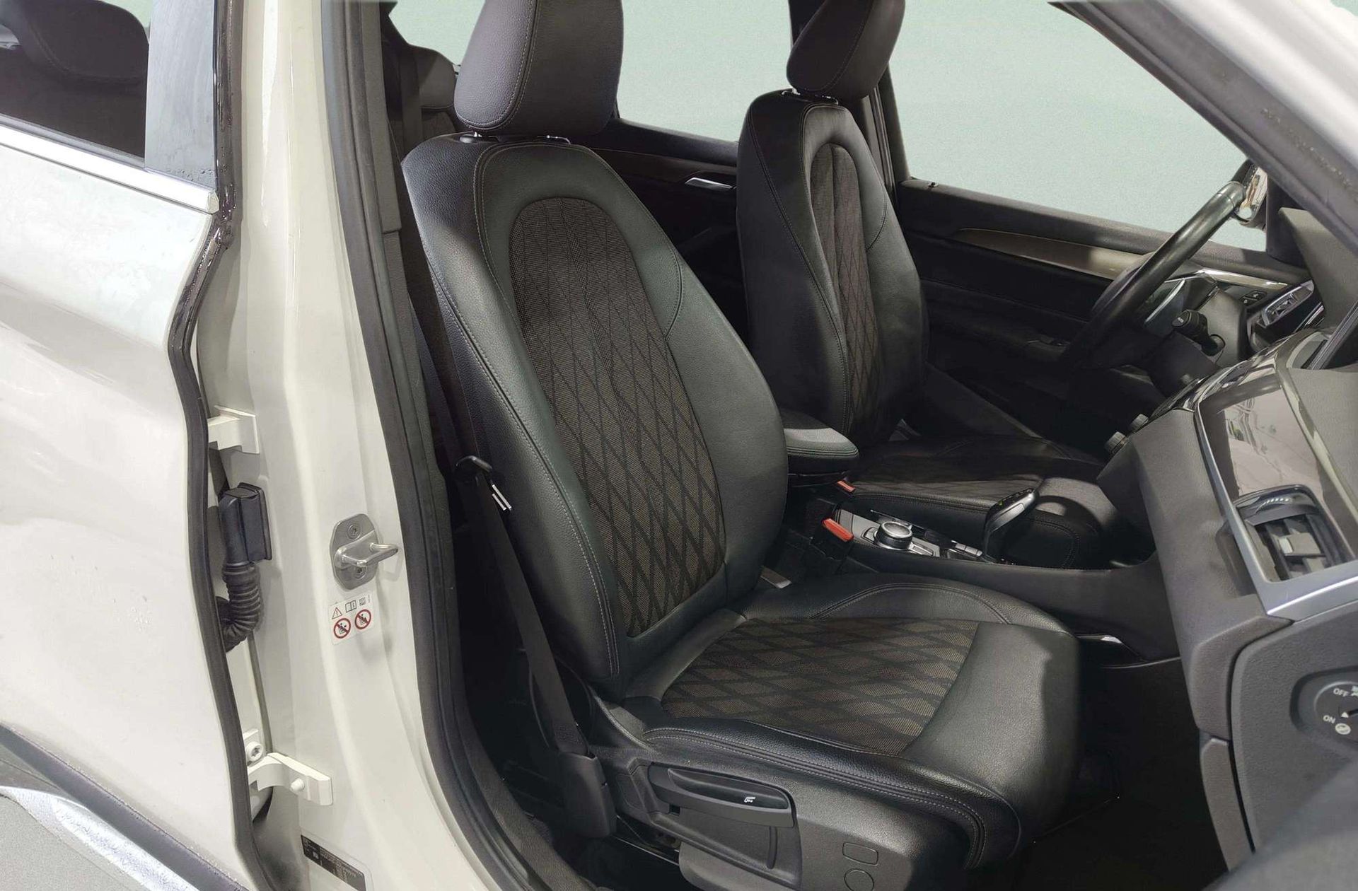 BMW X1 sDrive18d - foto 14