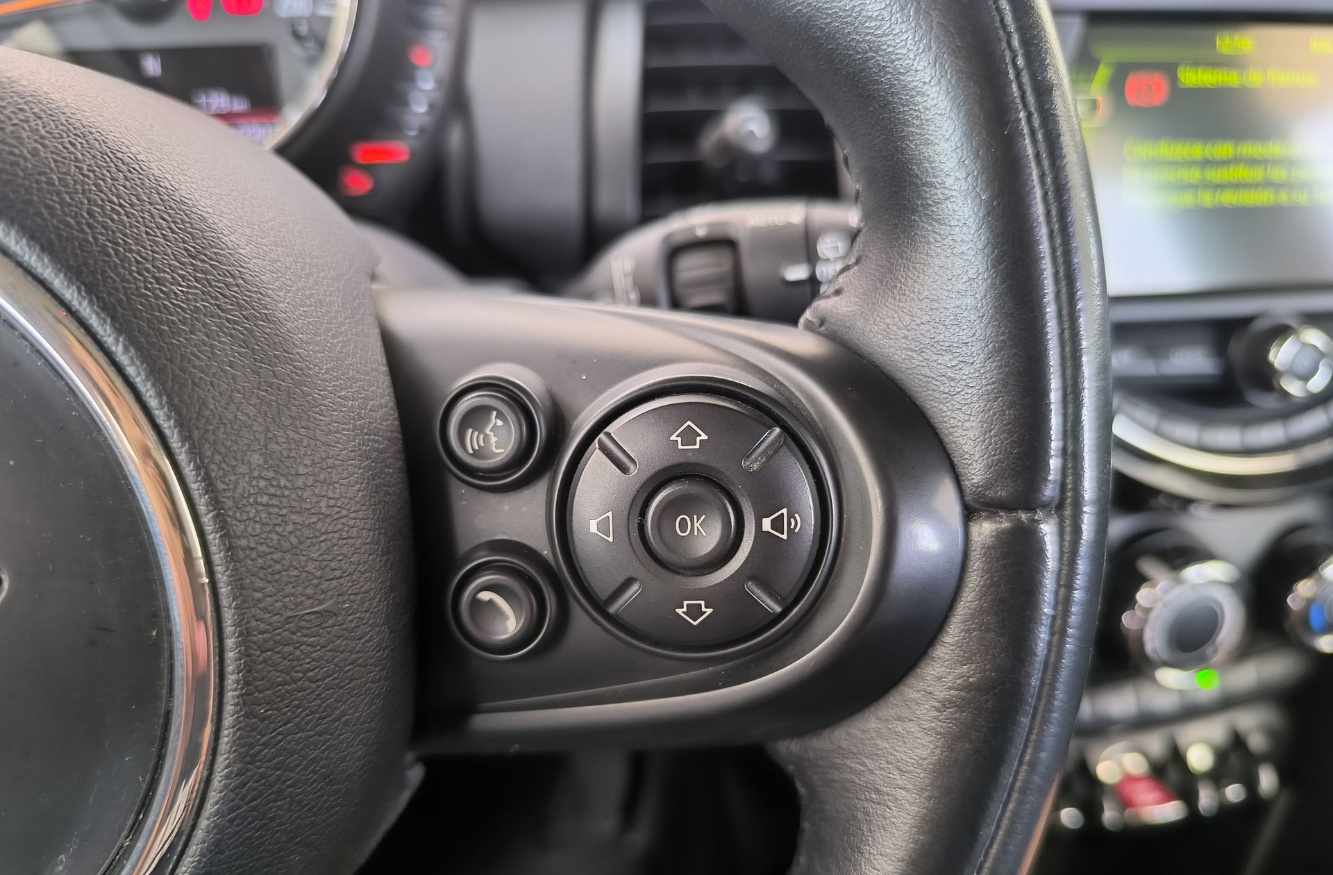 MINI Cooper One D - foto 27