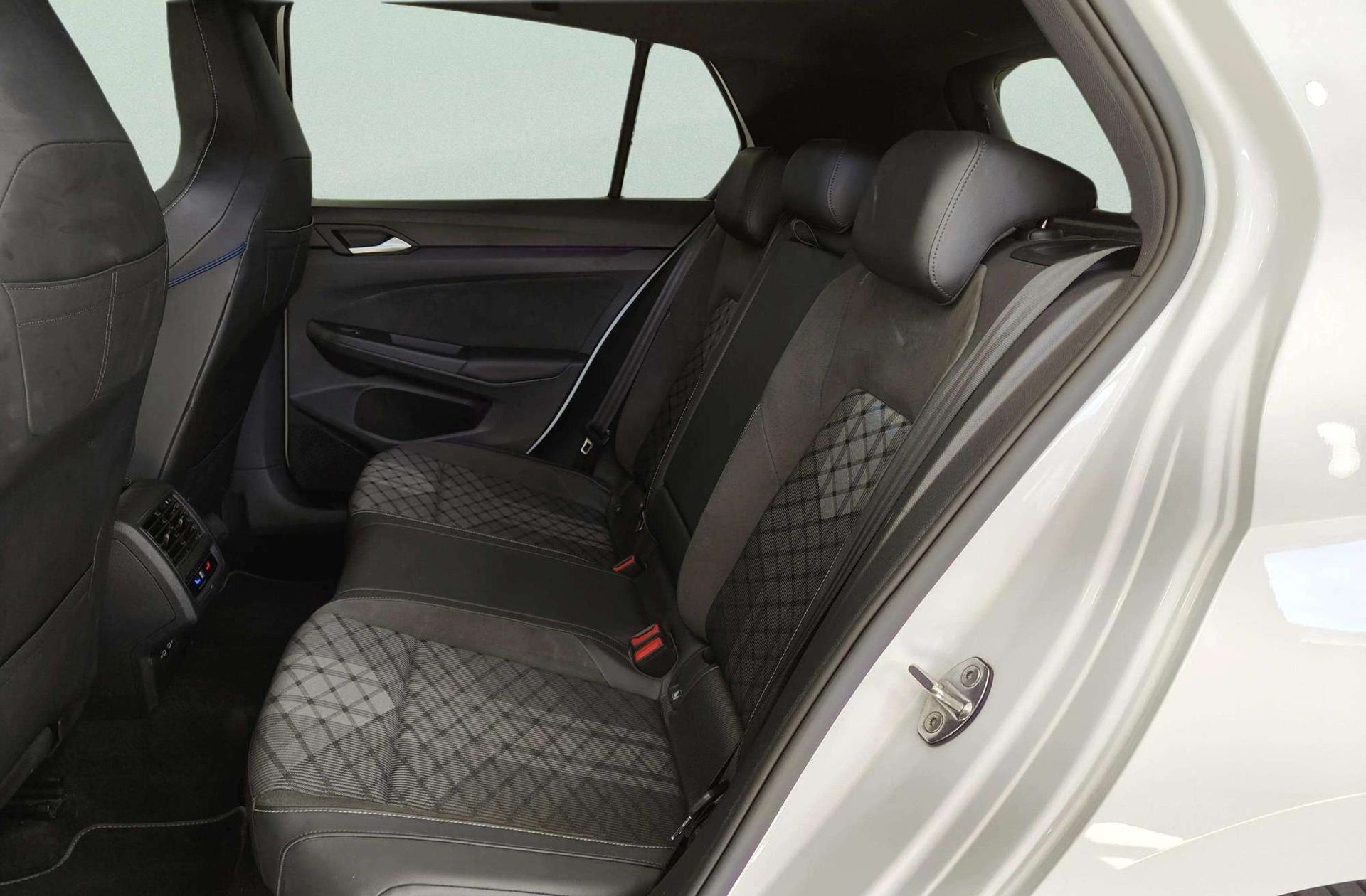 Volkswagen Golf R-Line 2.0 TDI DSG - foto 14