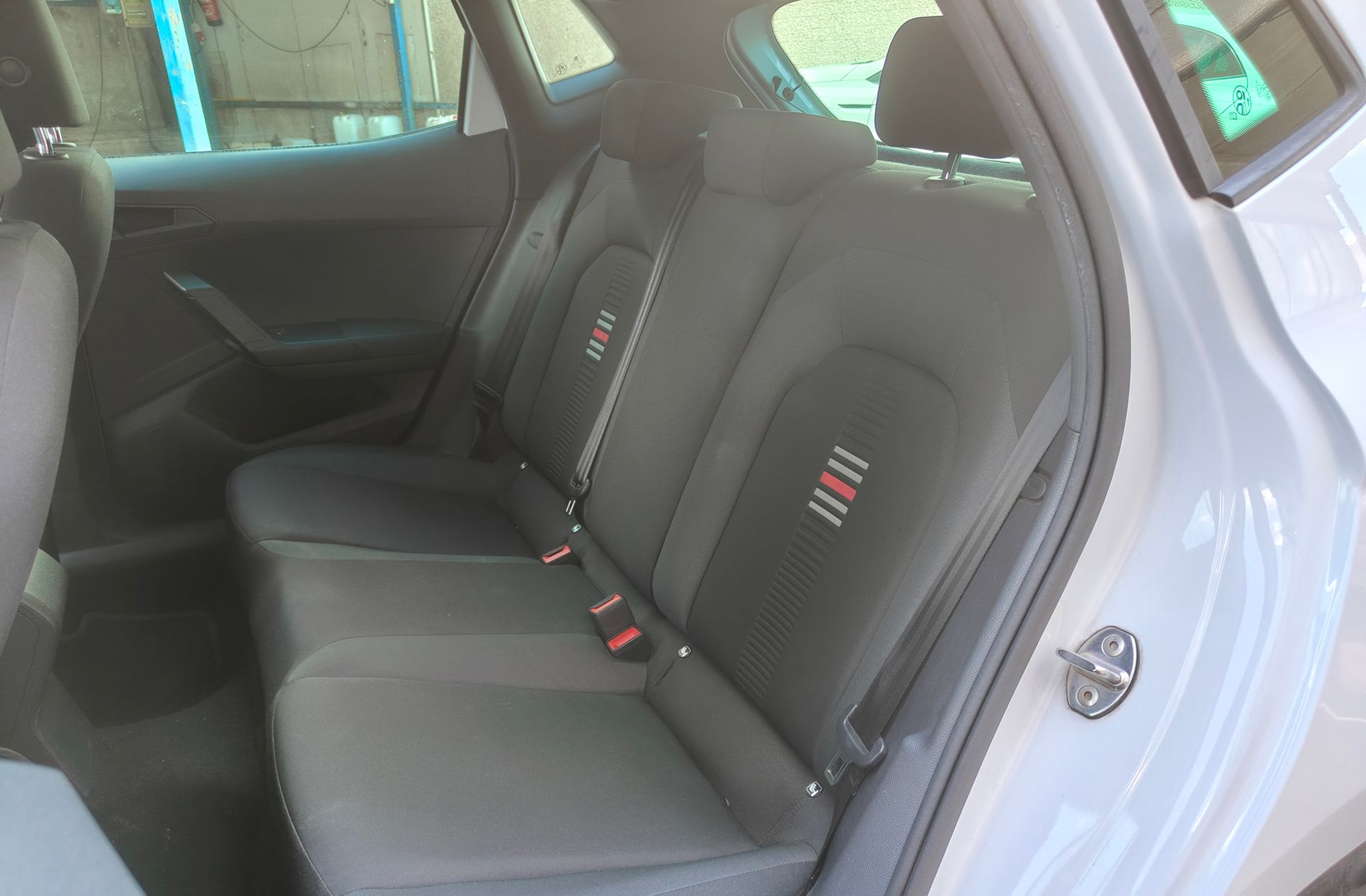 SEAT Ibiza 1.0 TSI FR Go - foto 12
