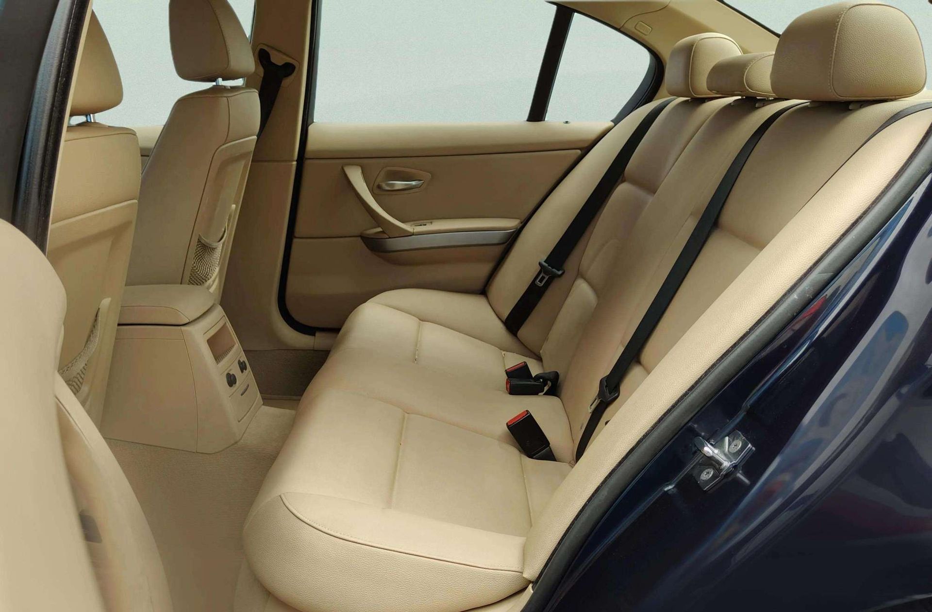 BMW Serie 3 318d - foto 10