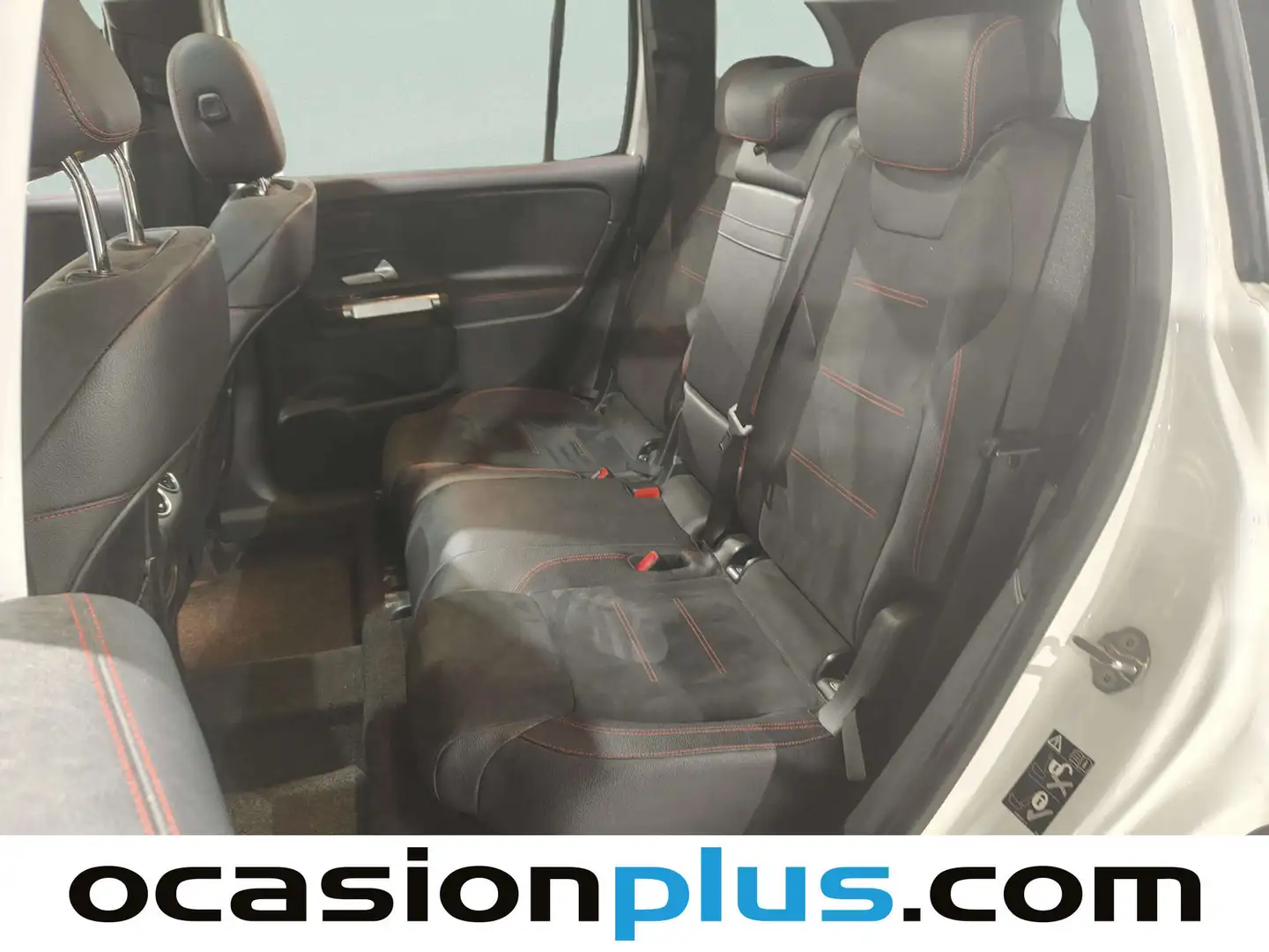 Foto Mercedes GLB Mercedes-Benz GLB 200 d (150 CV) Pack AMG