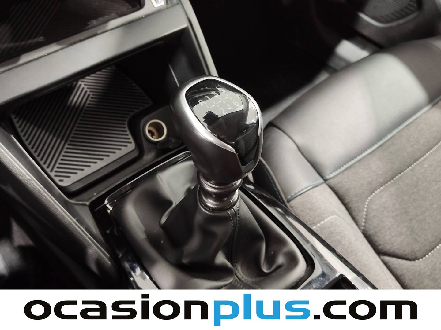 Foto Citroën C4 Citroen C4 PureTech 130 S&S 6v Feel Pack (130 CV)