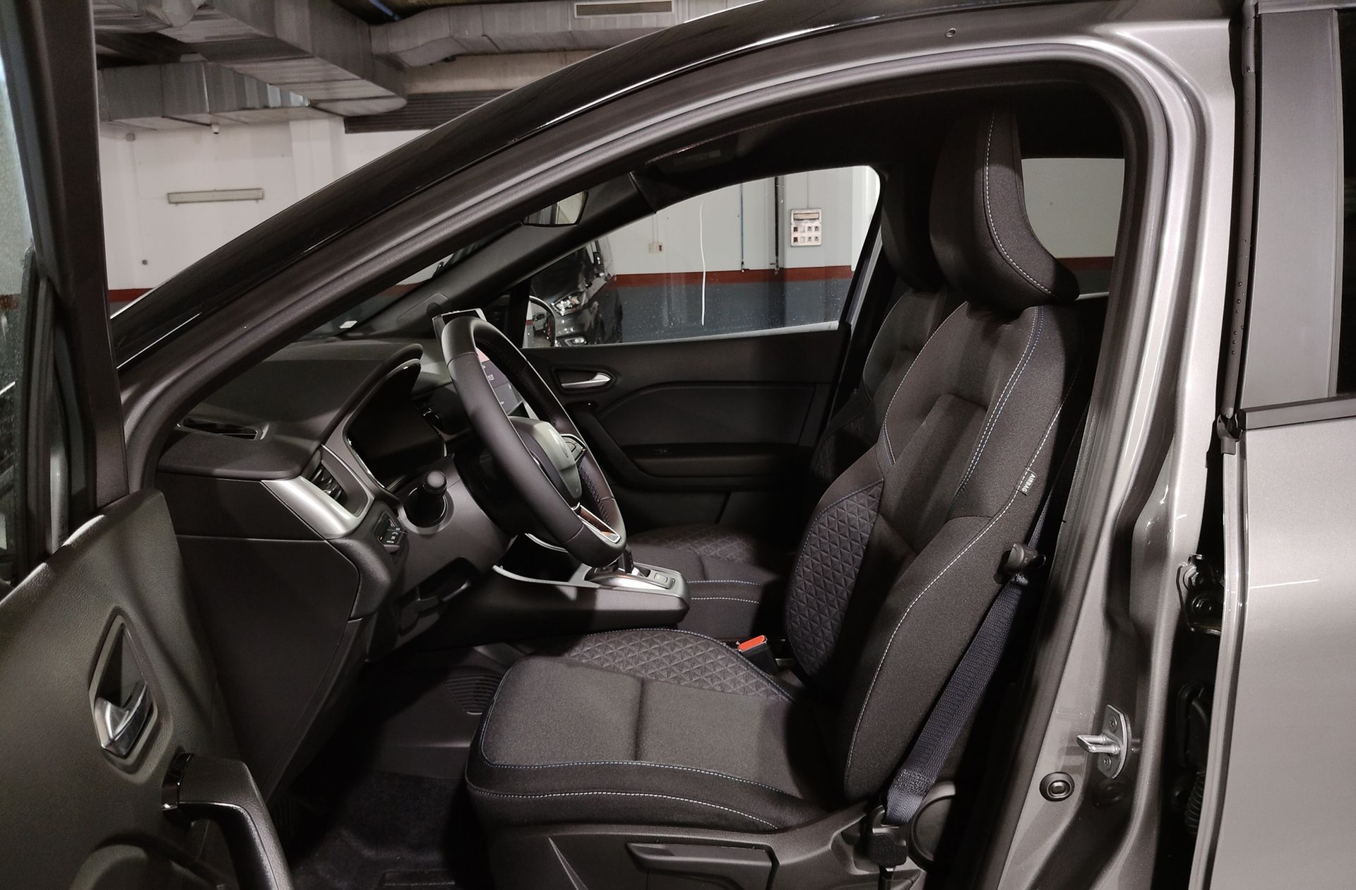 Renault Captur Evolution E-Tech full hybrid - foto 9