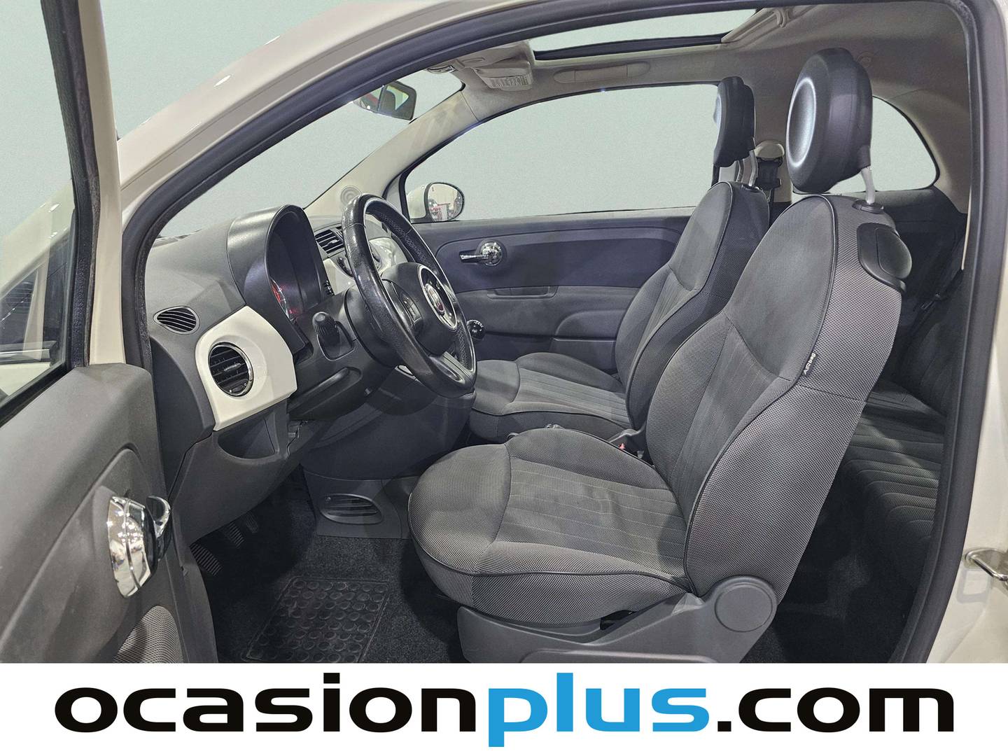 Foto asientos delanteros Fiat 500 Fiat 500 1.3 16v MultiJet S&S Lounge  (95 CV)