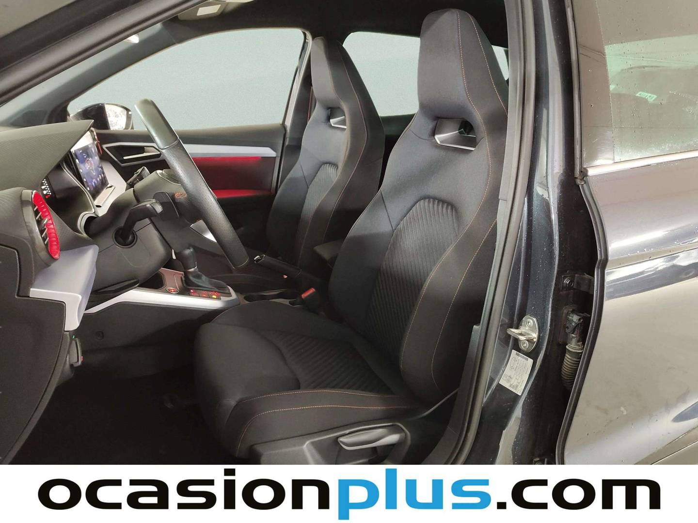 Foto asientos delanteros Seat Arona Seat Arona 1.5 TSI FR Special Edition DSG (150 CV)