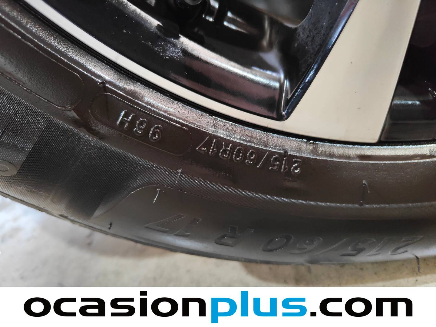 Peugeot 2008 Peugeot 2008 PureTech 130 S&S GT Line EAT8 (130 CV) gasolina