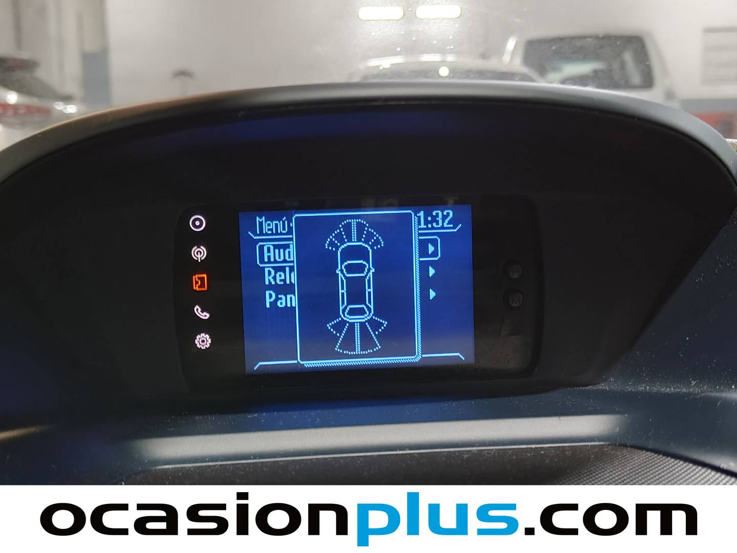 Equipamiento del Ford C-Max Ford Focus C-Max 1.6 TDCI Titanium (115 CV)