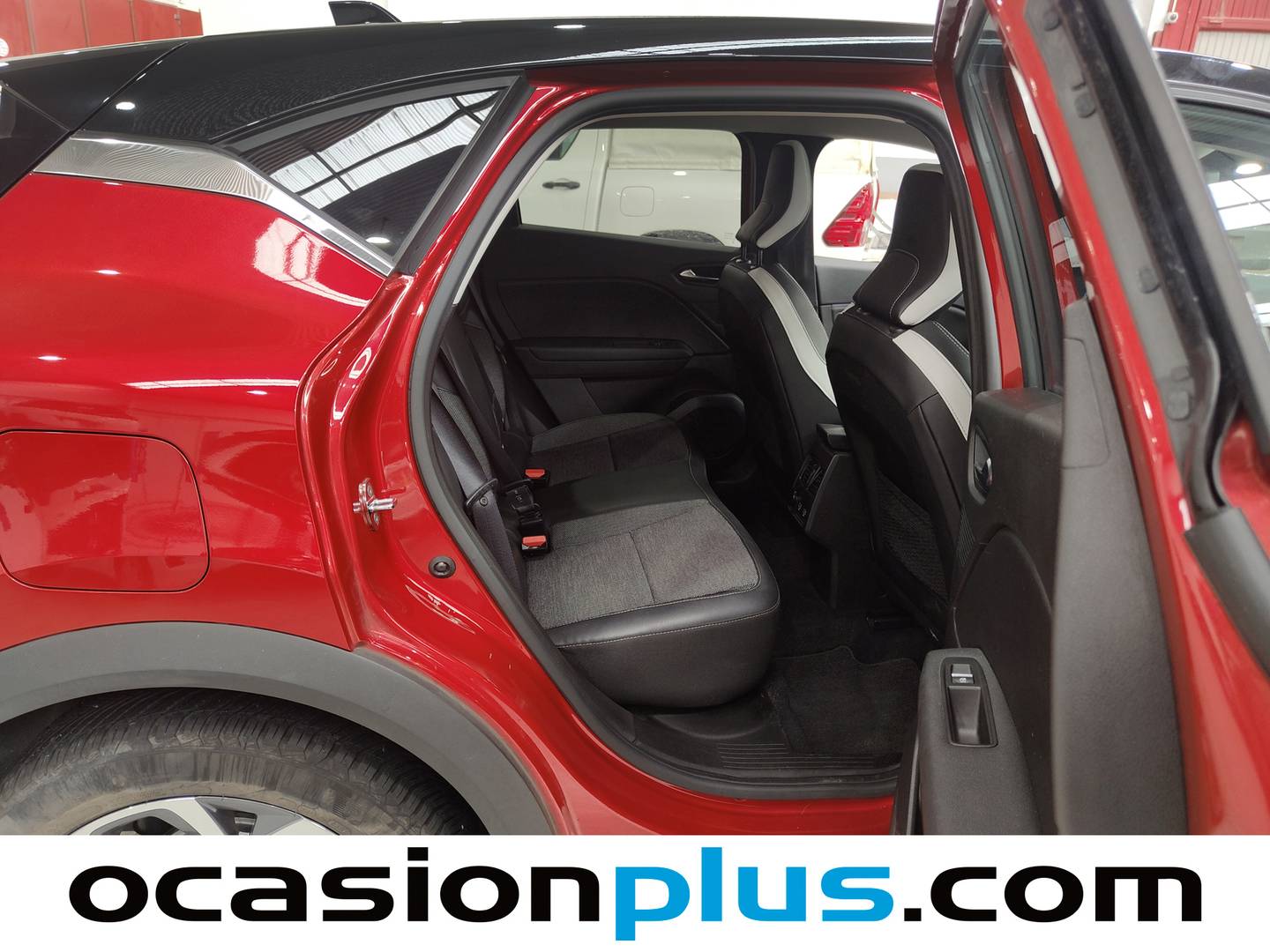 Foto Renault Captur Renault Captur TCe 140 Micro Híbrido Fast Track (140 CV)