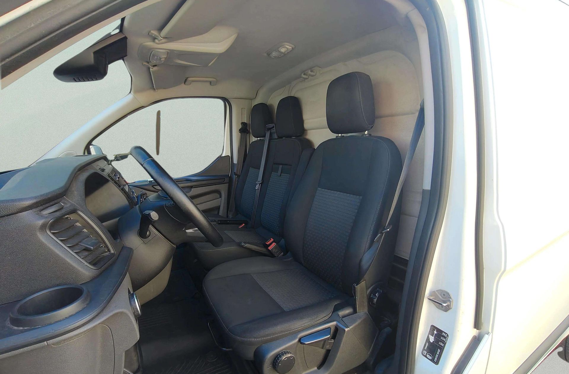 Ford Transit Custom Furgon 2.0 TDCi 280 L1 Trend - foto 9