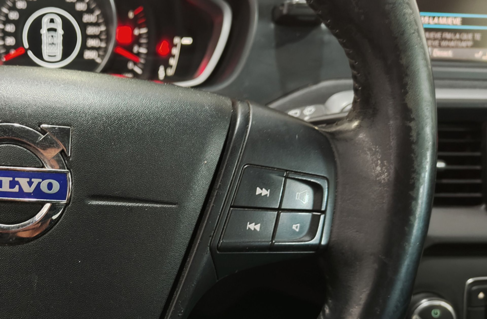 Volvo V40 1.6 D2 Kinetic - foto 24