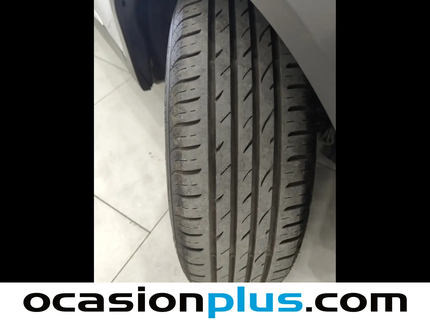 Foto Peugeot 2008 Peugeot 2008 PureTech 100 S&S Allure  (100 CV)