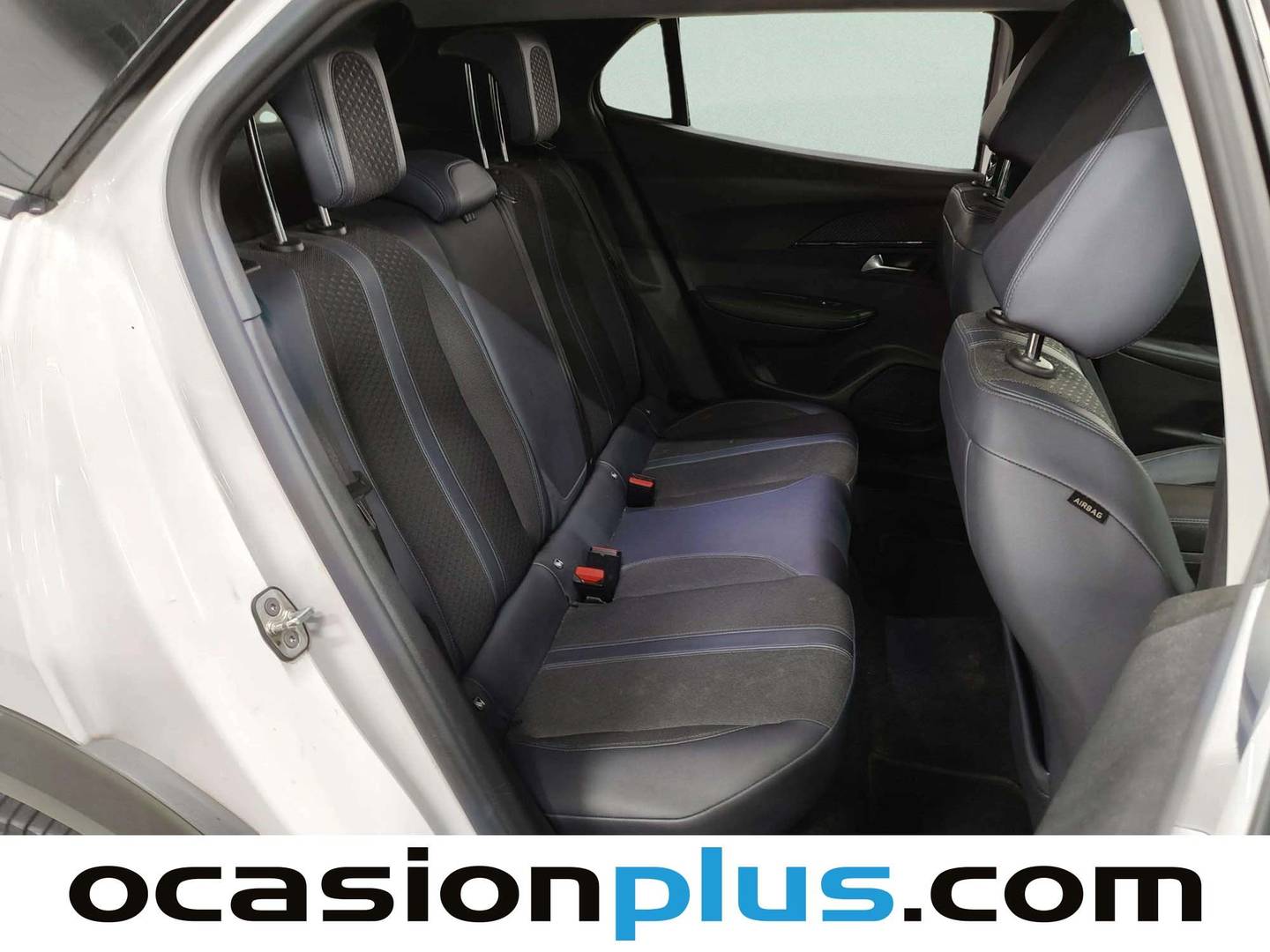 Foto Peugeot 2008 Peugeot 2008 PureTech 130 S&S Allure (130 CV)