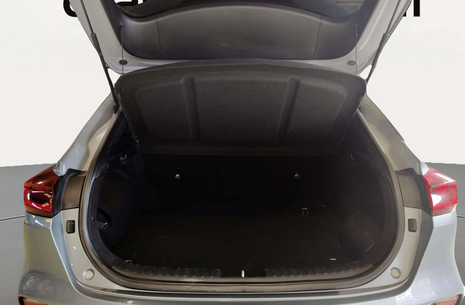 Kia XCeed 1.6 GDi PHEV eDrive - foto 15
