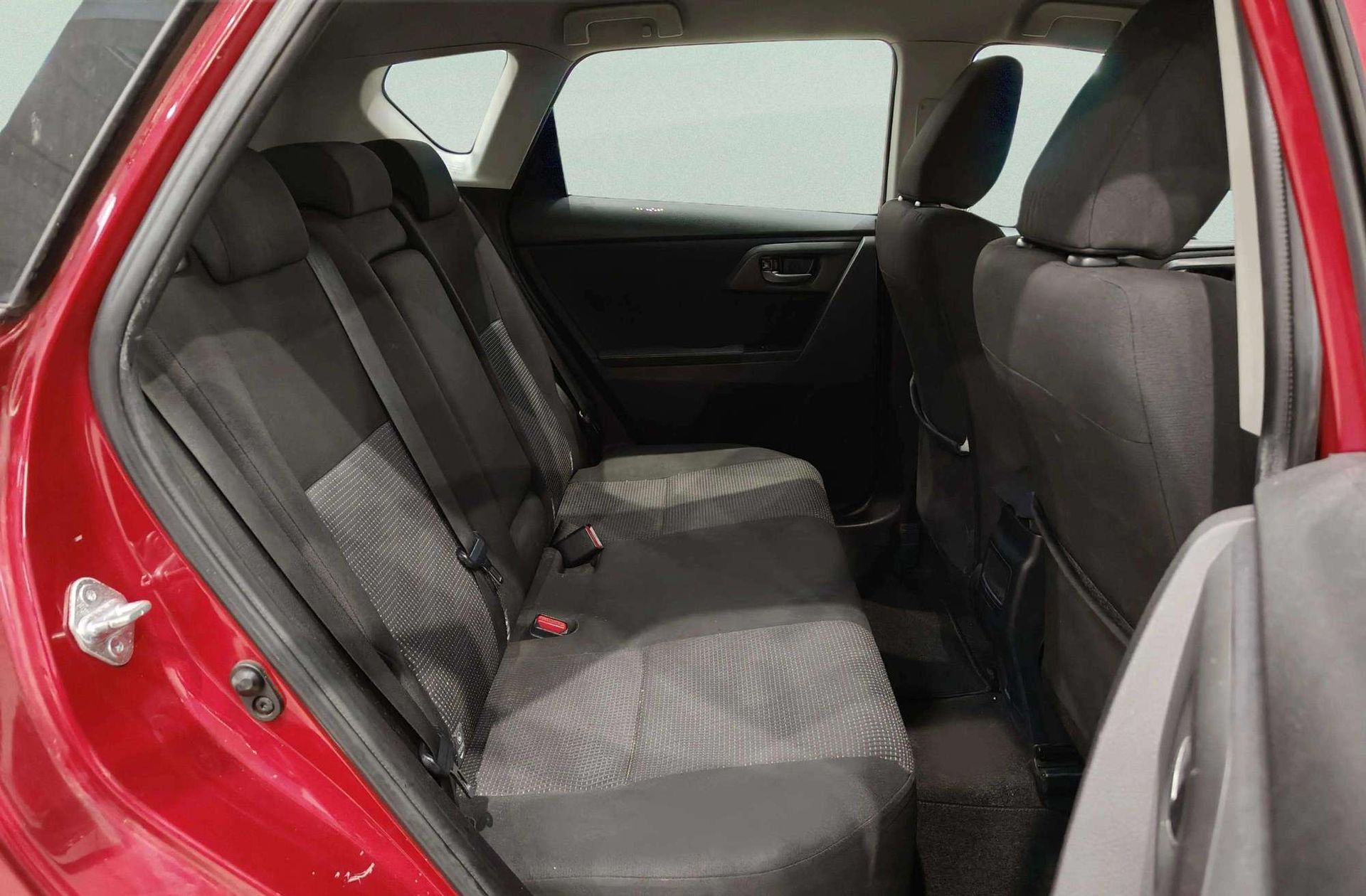 Toyota Auris 120D Active - foto 16