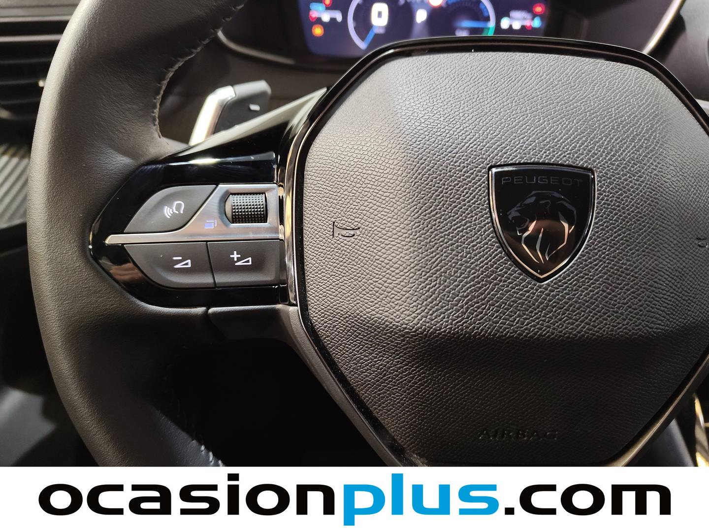 Foto Peugeot 2008 Peugeot 2008 Allure Hybrid eDCS6 (136 CV)