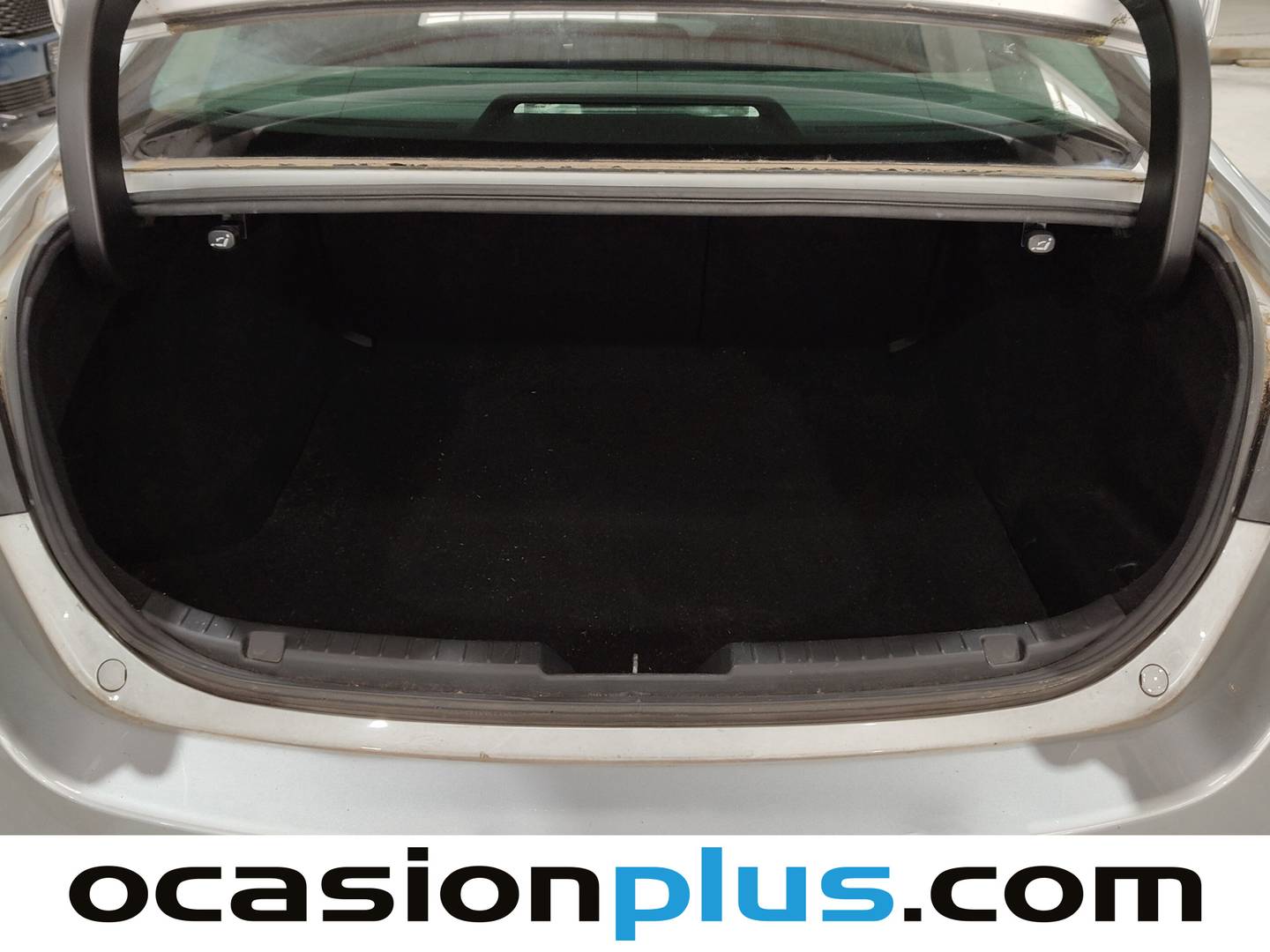 Fotos maletero Mazda Mazda3 Mazda Mazda 3 2.0 SKYACTIV-G Zenith (122 CV)