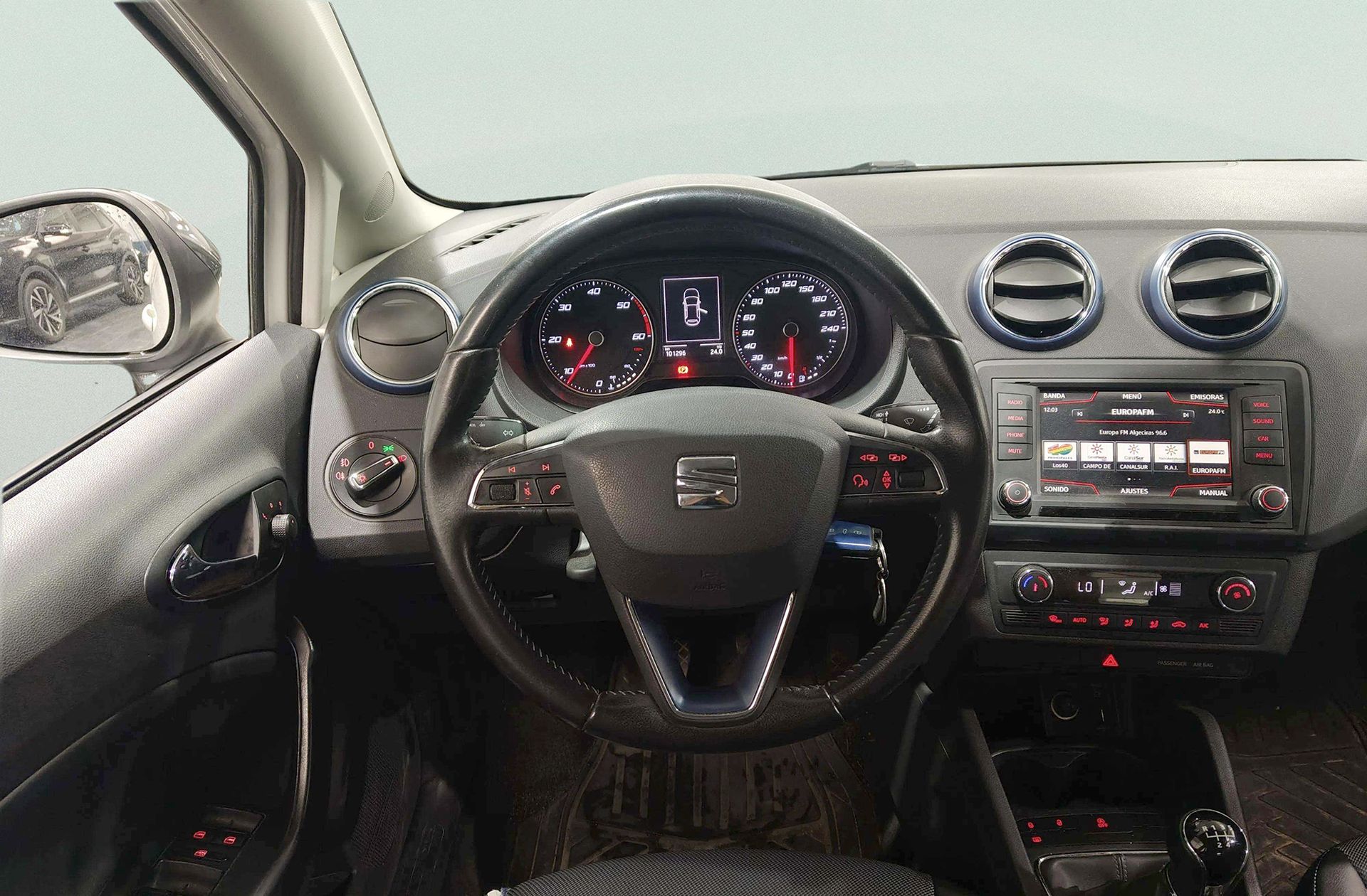 SEAT Ibiza 1.4 TDI Style Connect - foto 17