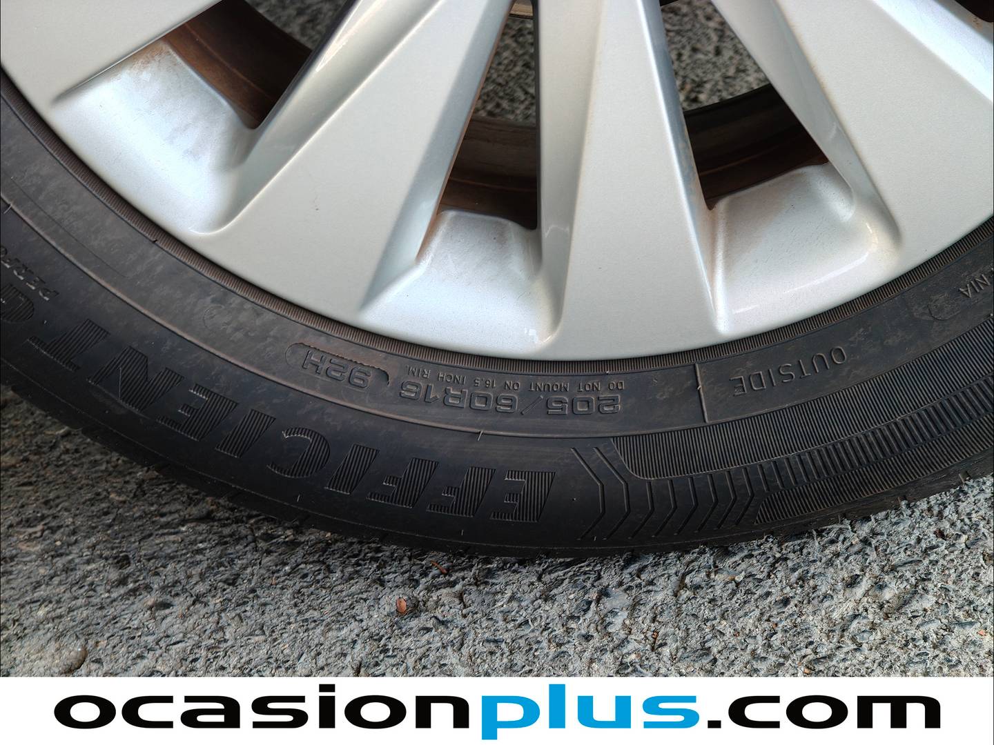 Seat Arona Seat Arona 1.0 TSI Style Go2 (110 CV) seminuevo