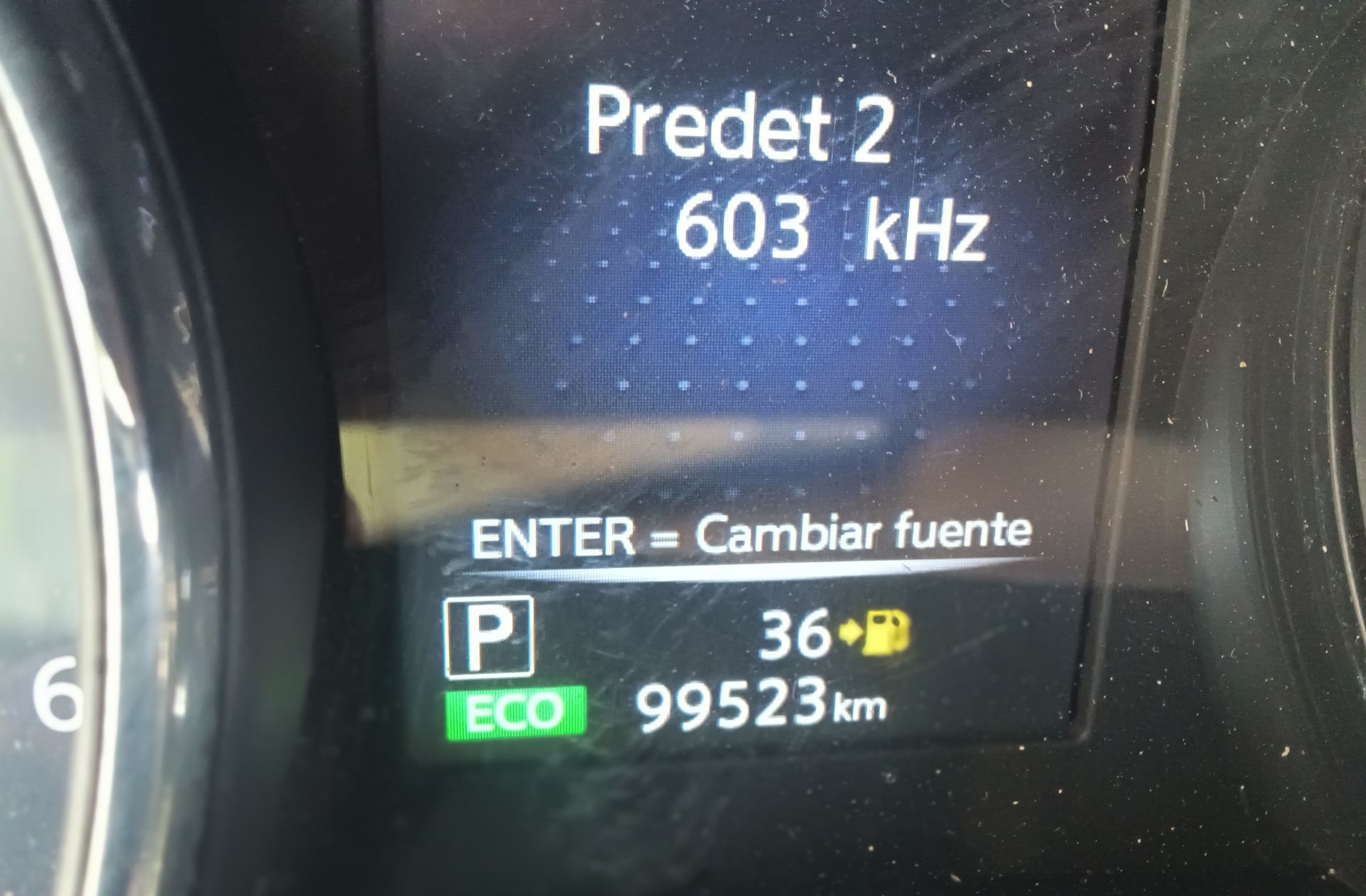 Nissan Qashqai 1.6 dCi N-Connecta 4x2 XTronic - foto 10
