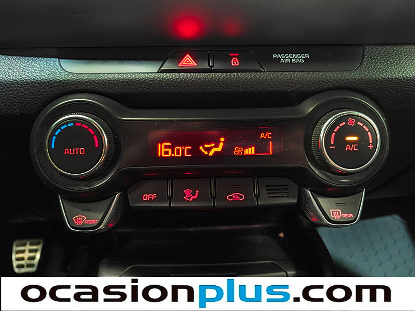 Foto KIA Stonic Kia Stonic 1.0 T-GDi Black Edition (120 CV)