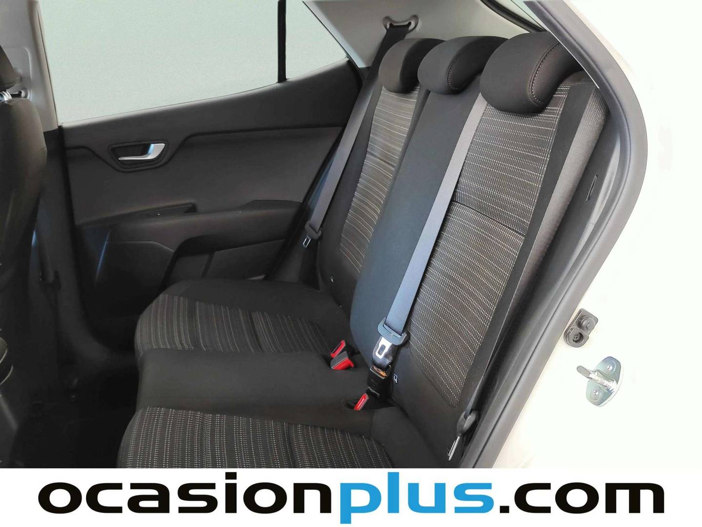 Foto asientos traseros KIA Stonic KIA Stonic 1.0 T-GDi MHEV Drive (100 CV)