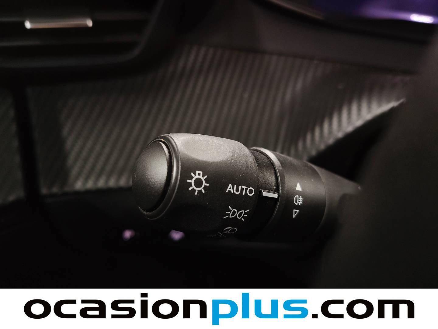 Peugeot 2008 Peugeot 2008 Allure Hybrid eDCS6 (145 CV) 145cv