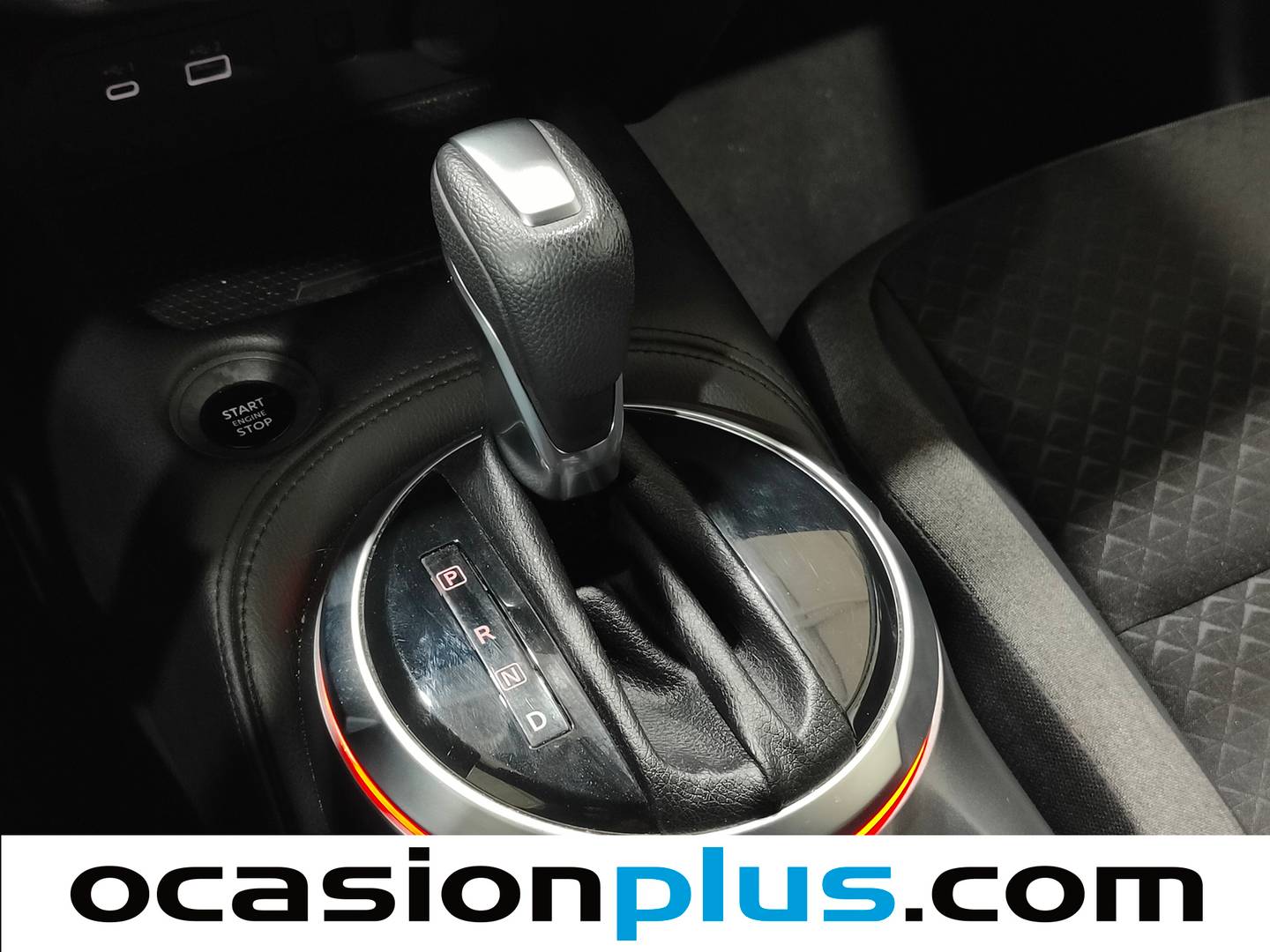 Foto Nissan JUKE Nissan Juke DIG-T N-Connecta 4x2 DCT (114 CV)