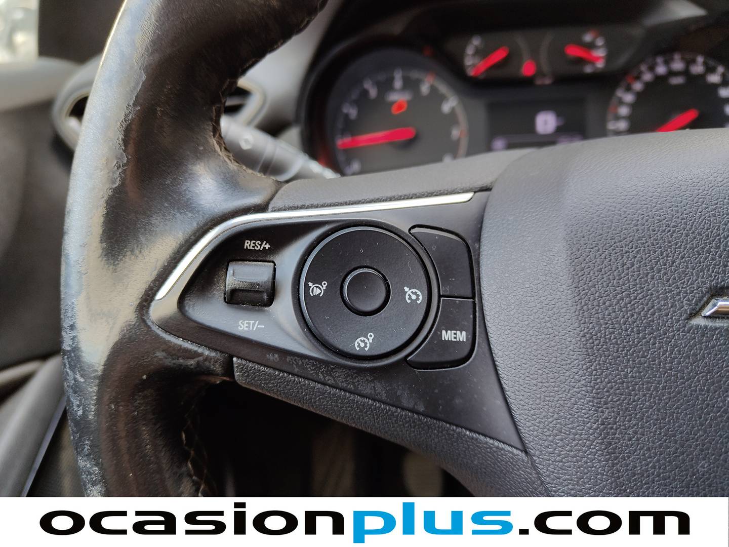 Opel Crossland X Opel Crossland X 1.5 D S&S Design Line 120 Aniversario (102 CV) de segunda mano