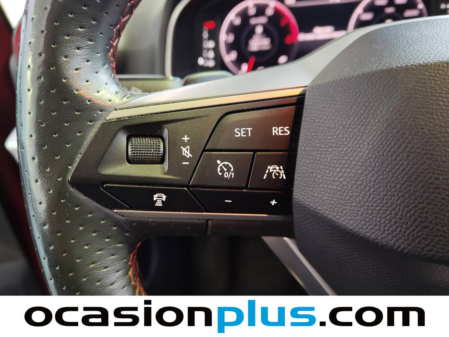 Foto Seat Arona SEAT Arona 1.5 TSI S&S FR XL DSG (150 CV)