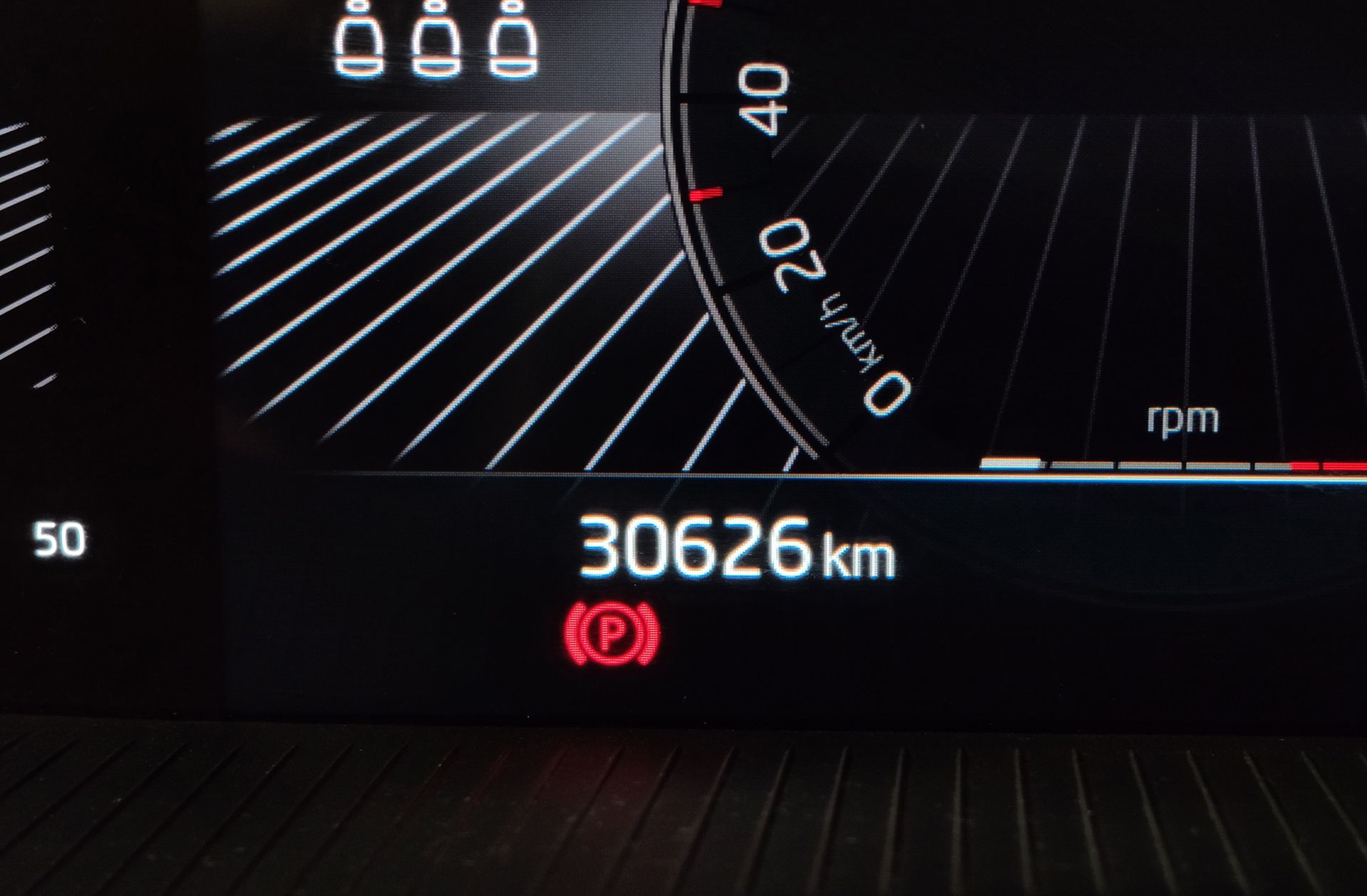 Škoda Karoq 2.0 TDI Selection - foto 9