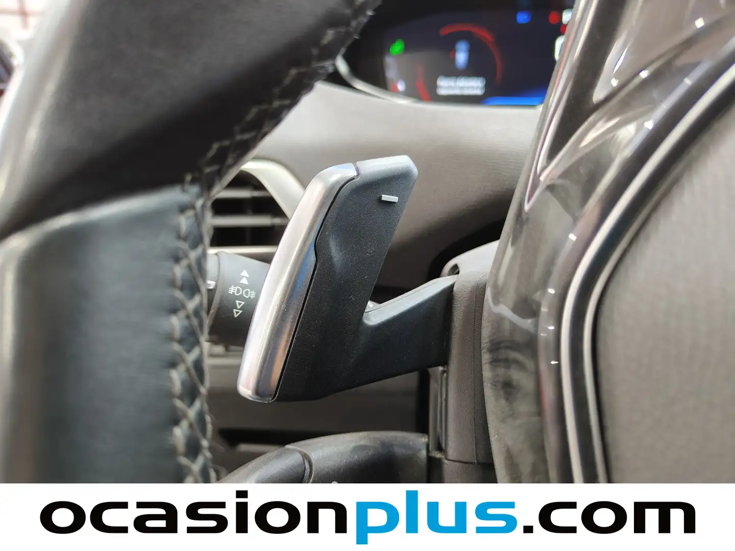 Foto Peugeot 3008 Peugeot 3008 PureTech 130 Allure EAT8 (130 CV)