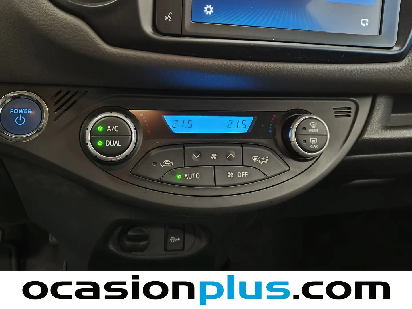 Foto Toyota Yaris Toyota Yaris 100H Feel (100 CV)