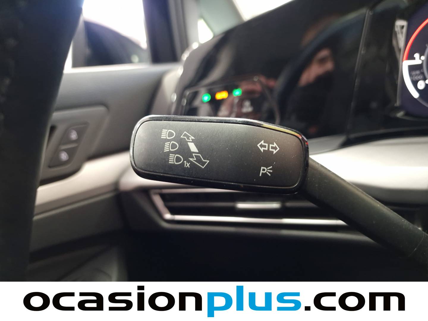 Foto Volkswagen Golf Volkswagen Golf Life 2.0 TDI (150 CV) DSG