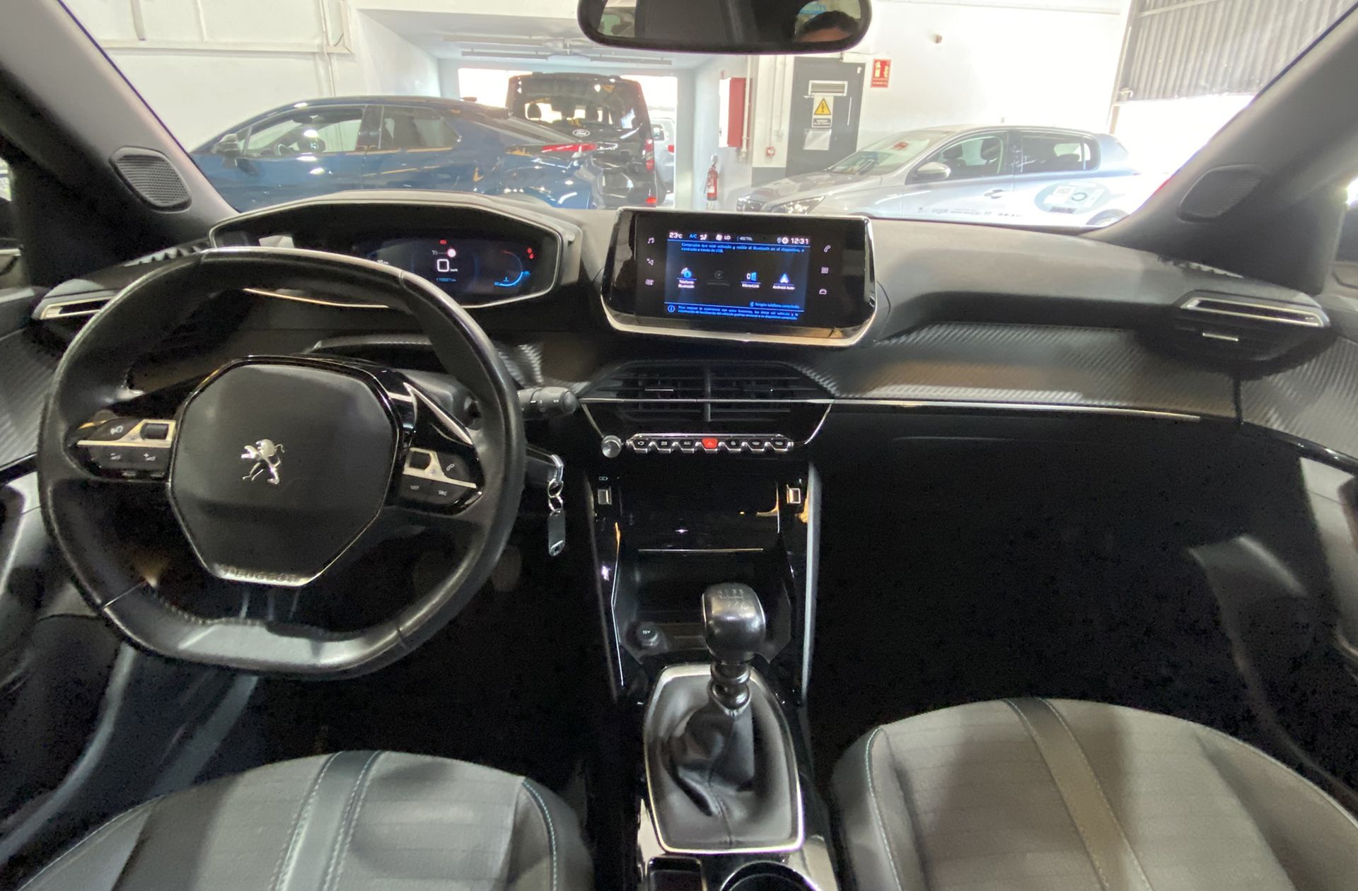 Peugeot 2008 PureTech 130 Allure Pack - foto 6