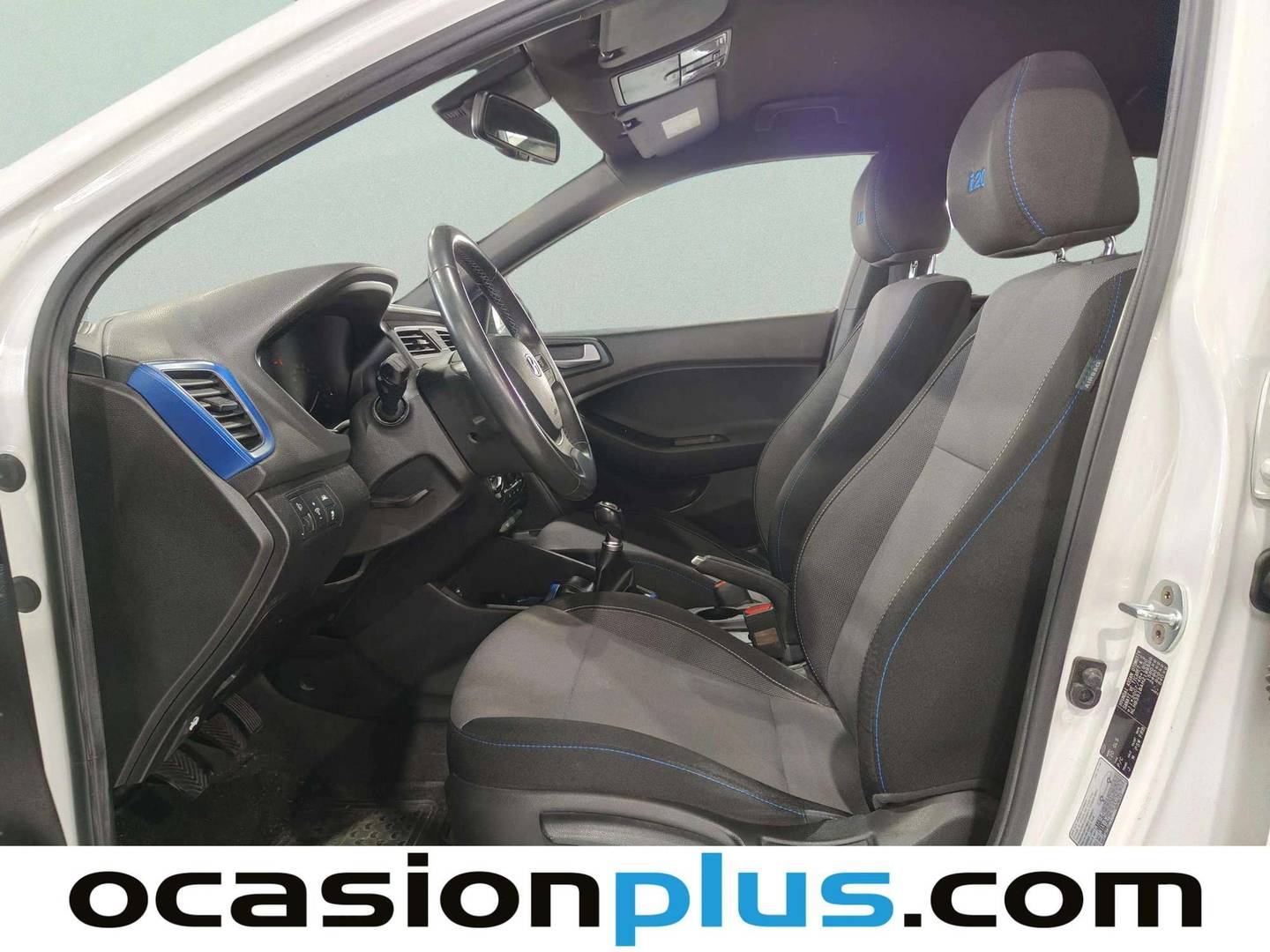Foto asientos delanteros Hyundai i20 Hyundai i20 1.2 MPI Go! (85 CV)