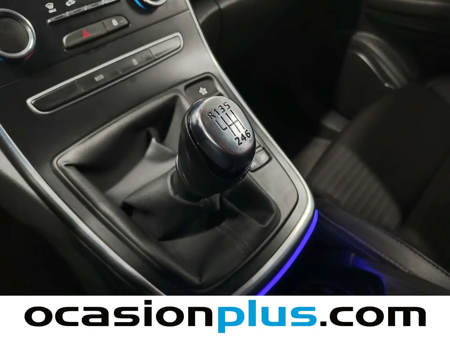 Foto Renault Scénic Renault Scenic Zen TCe (140 CV) GPF