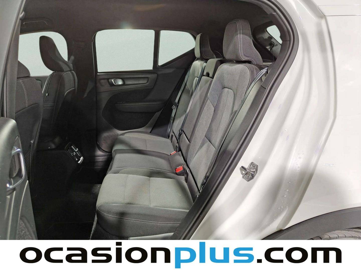 Foto asientos traseros Volvo XC40 Volvo XC40 T3 Momentum Pro Auto (163 CV)