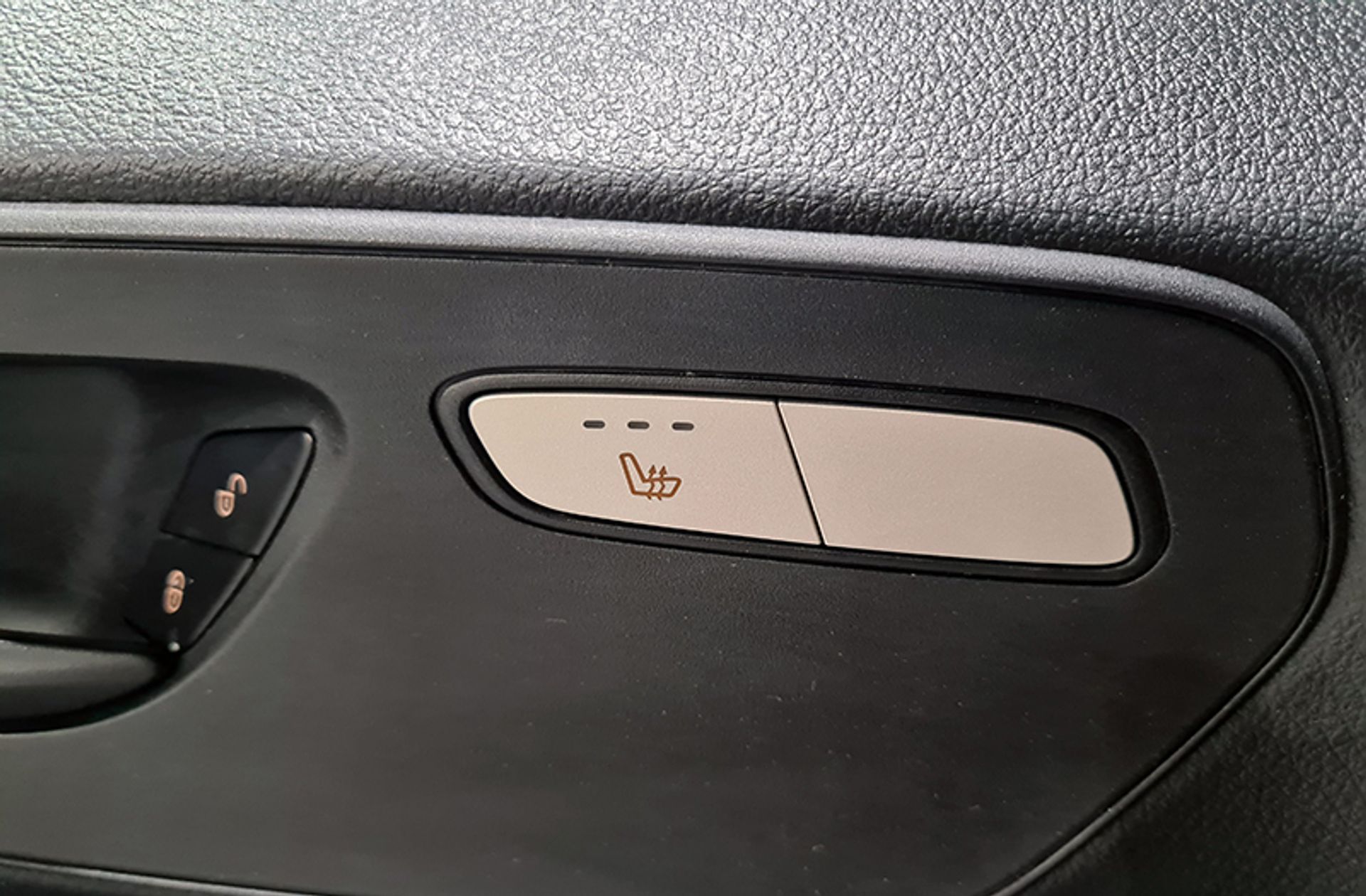 Mercedes-Benz Vito Furgon e-Vito 111 Larga - foto 8