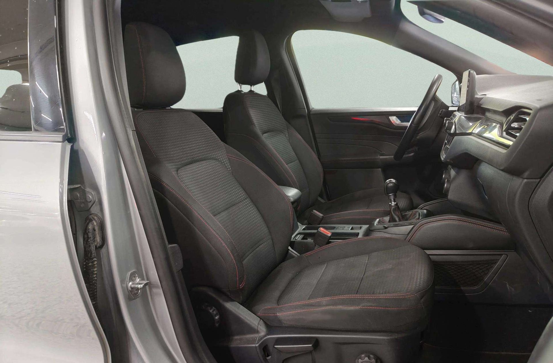 Ford Kuga 1.5 EcoBlue ST-Line - foto 20