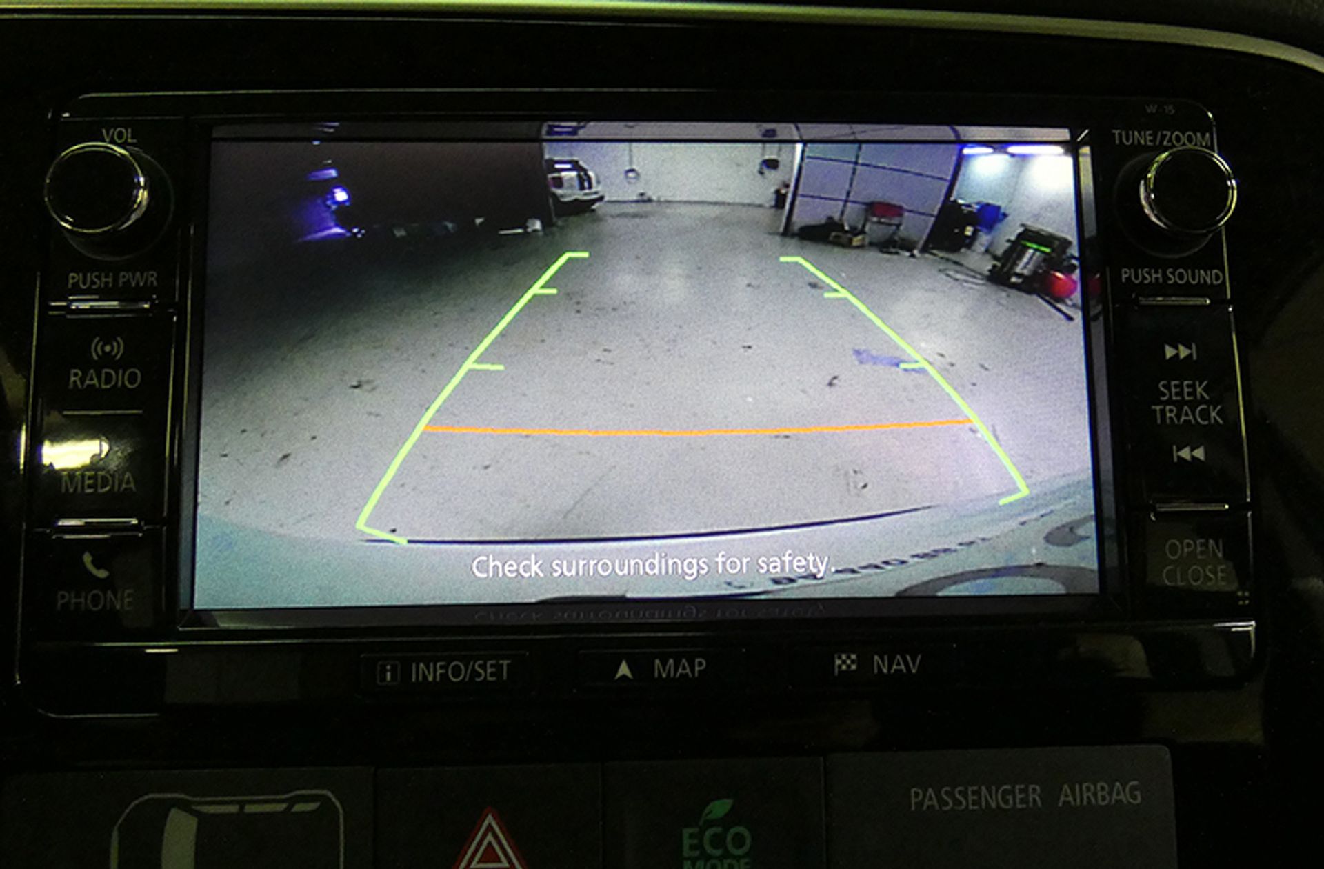 Mitsubishi Outlander 220 DI-D Motion 2WD - foto 8