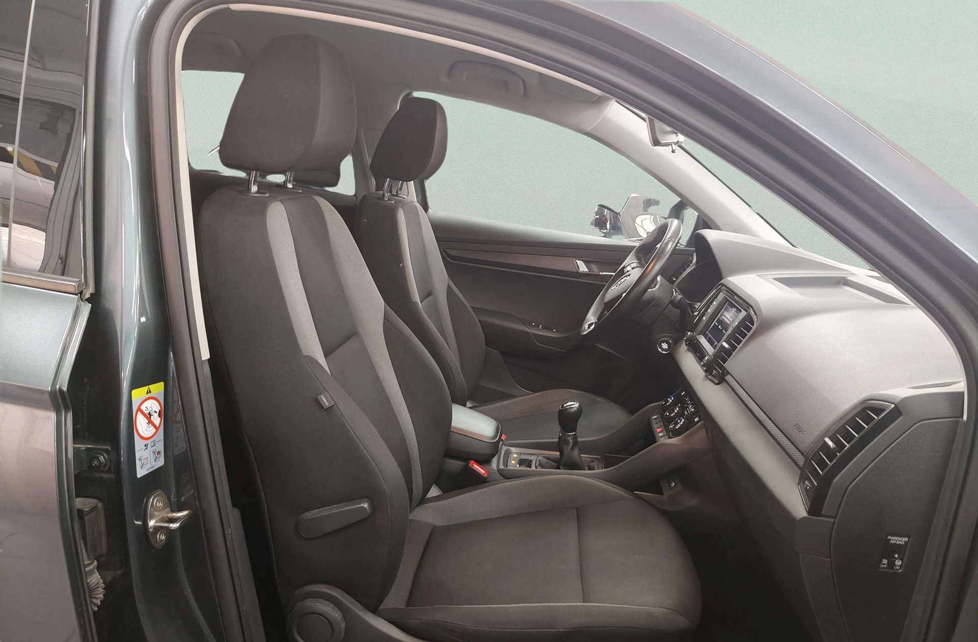 Škoda Karoq 1.0 TSI Active - foto 17