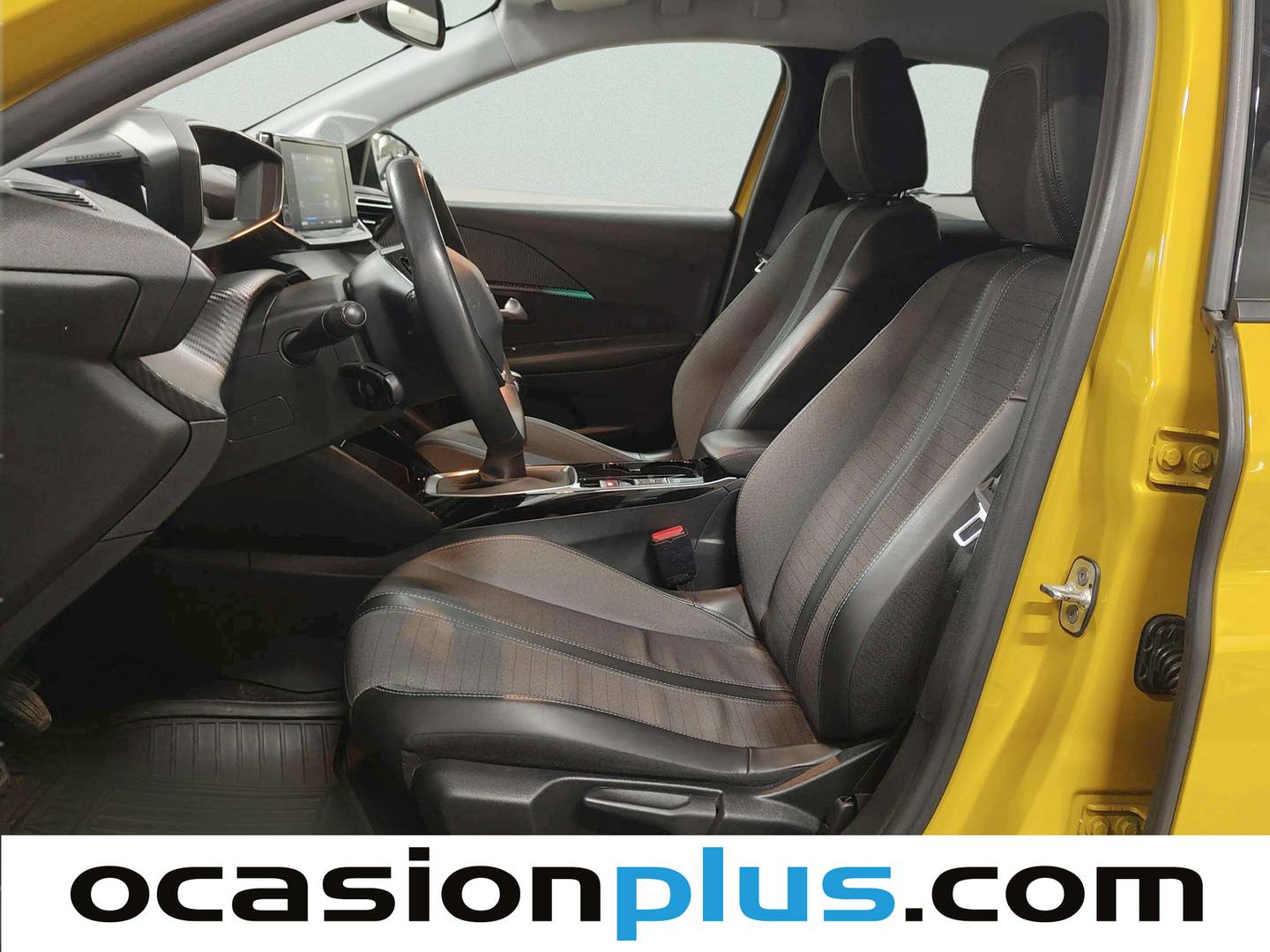 Foto asientos delanteros Peugeot 208 Peugeot 208 BlueHDi 100 S&S Allure Pack (100 CV)