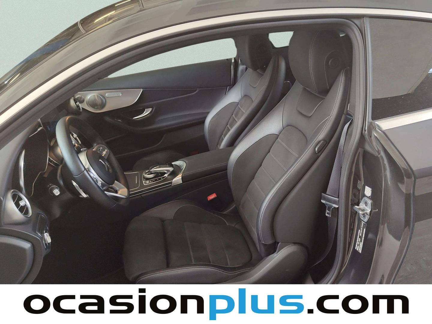 Foto asientos delanteros Mercedes Clase C Mercedes Clase C 200 Coupe (184 CV) Pack AMG