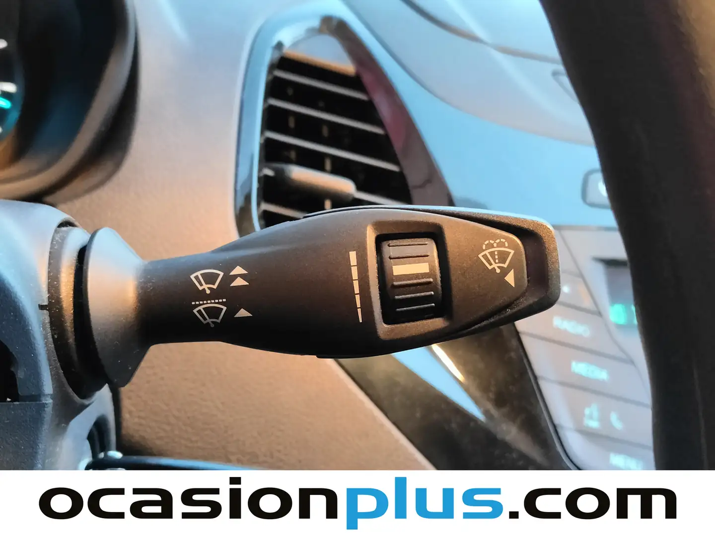 Foto Ford Ka+ Ford Ka+ 1.2 Ti-VCT Essential  (70 CV)