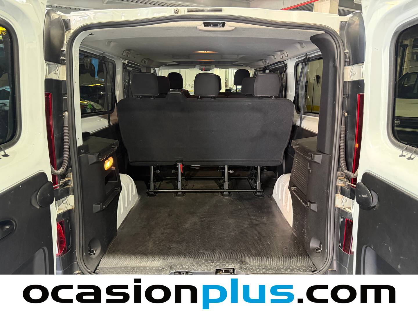 Foto asientos traseros Renault Trafic Renault Trafic Combi Energy dCi (120 CV) 9 Plazas