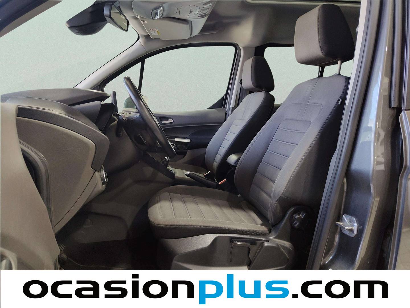 Foto asientos delanteros Ford Grand Tourneo Connect Ford Grand Tourneo Connect 1.5 TDCi Titanium (120 CV)7 Plazas