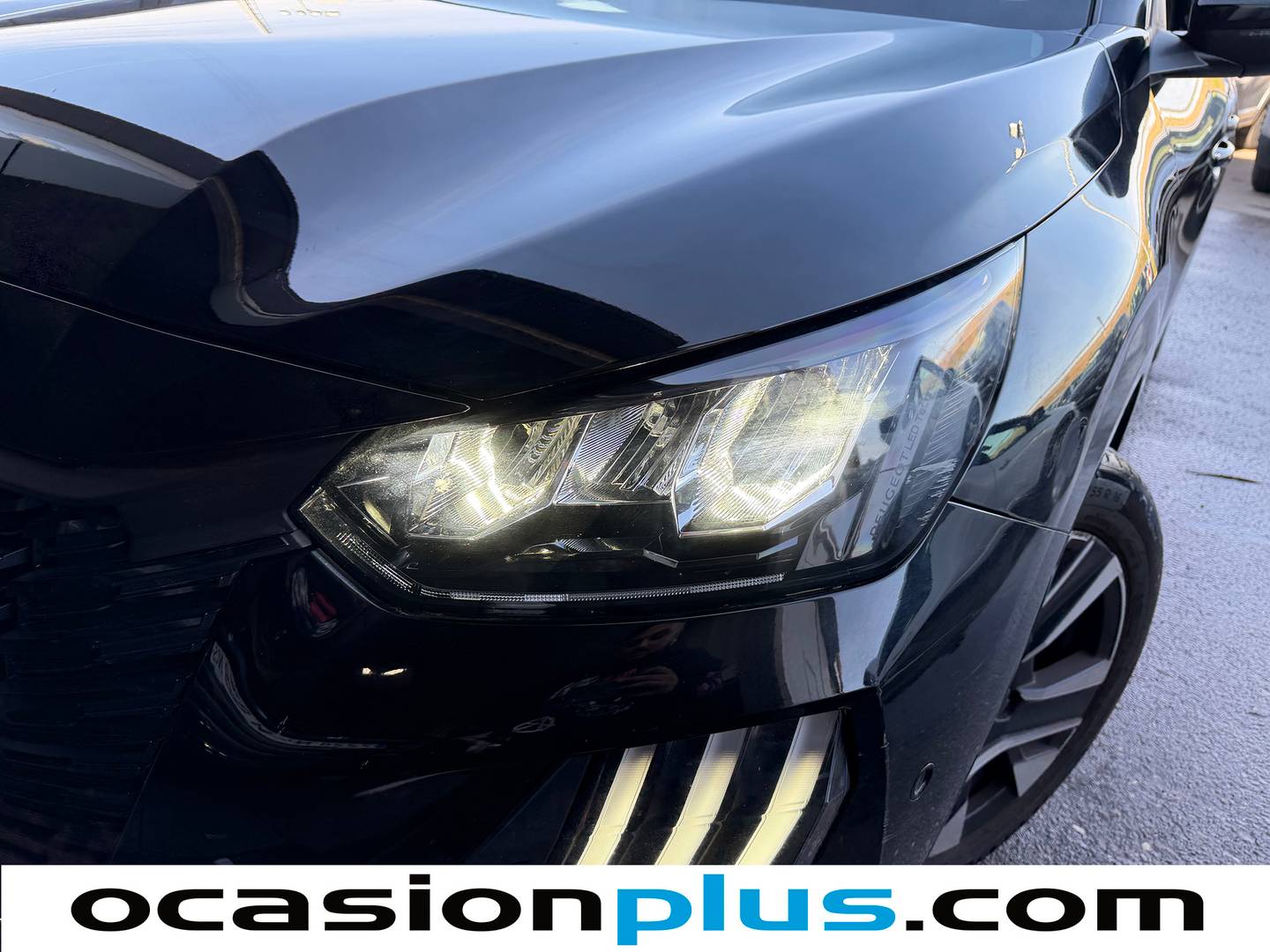 Foto Peugeot 208 Peugeot 208 PureTech 100 Allure (100 CV)